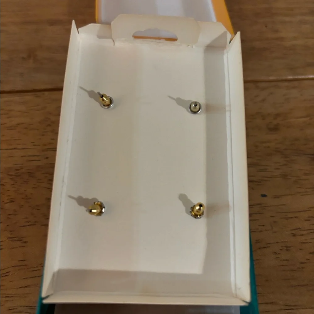 Disney Stuff Kids Mickey and Donald Post Dangle Earrings in Box